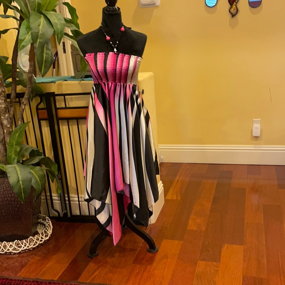Silky flowing dress size L